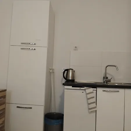 Borani Apartment Split